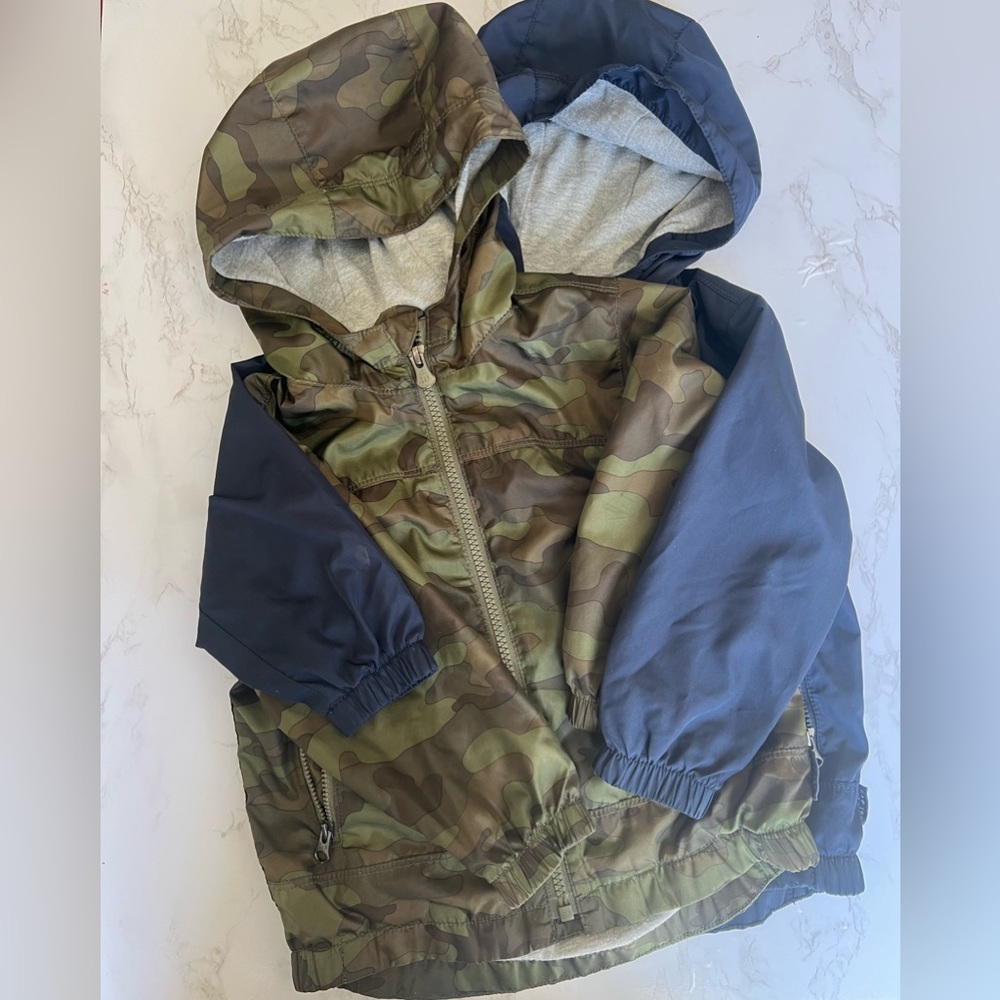 Gap toddler jacket bundle 2T camo and blue.